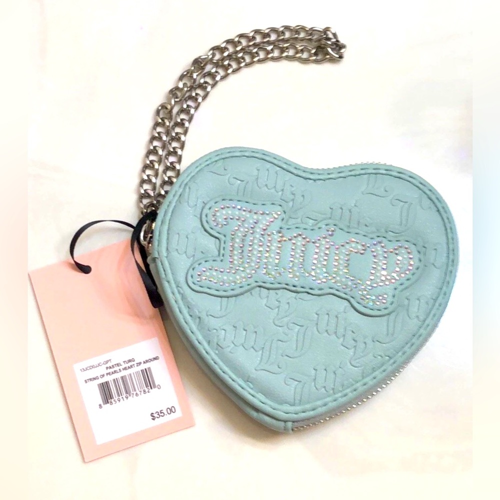 ❤️Juicy Couture heart shaped Turquoise Wristlet NWT